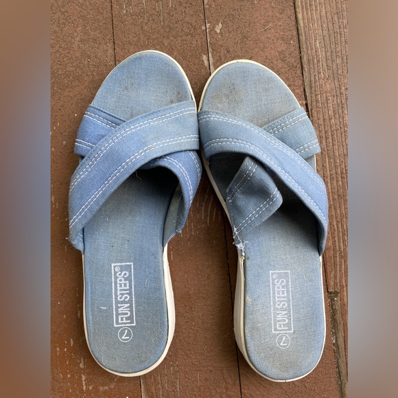 Women’s  FunSteps light blue cotton fabric criss cross-strap slip-on sandals - Picture 1 of 5